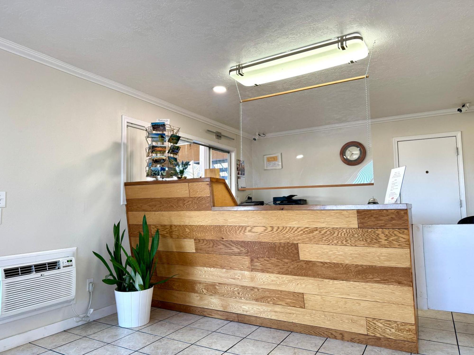 Snooz Inn Wilsonville Εξωτερικό φωτογραφία